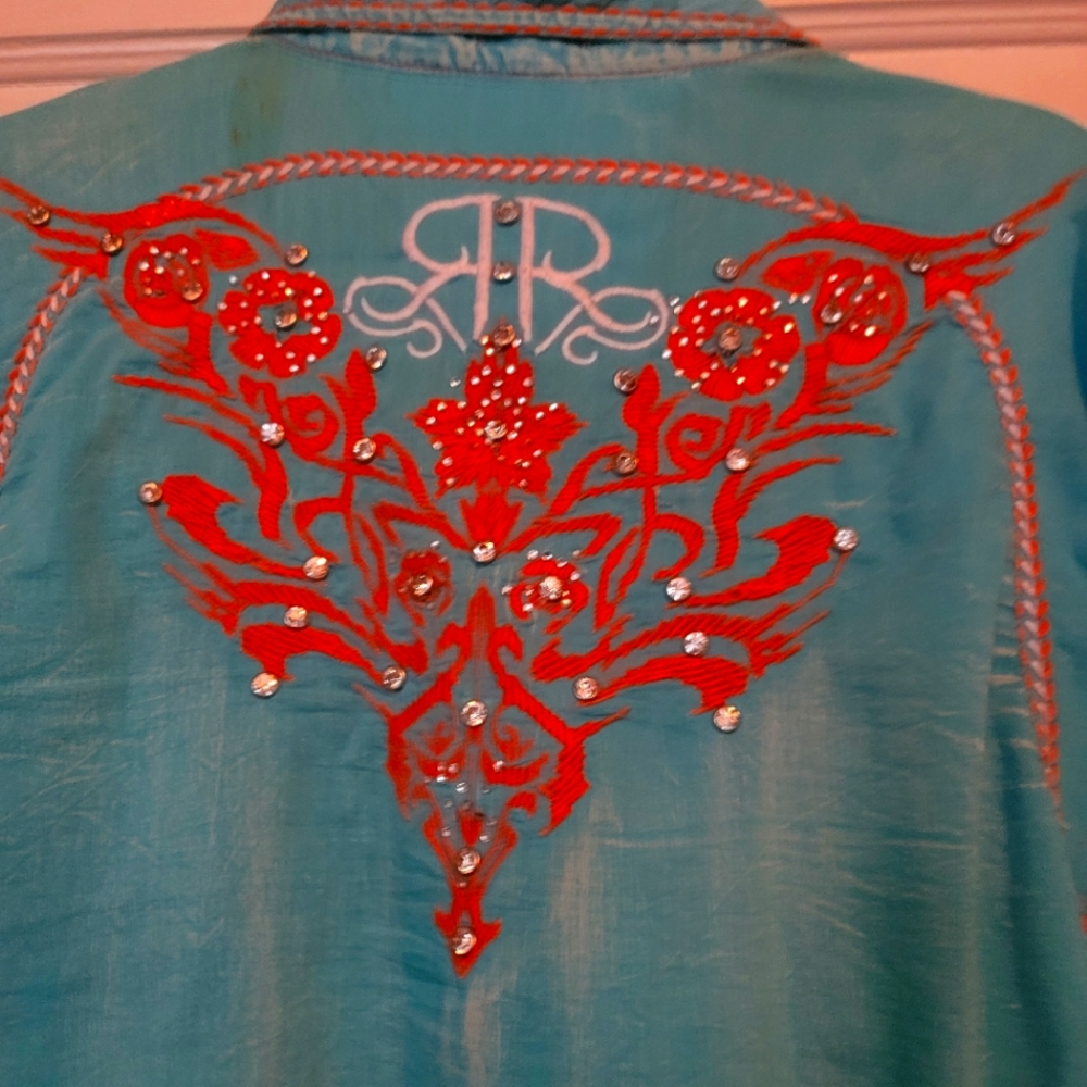 ROAR Signature distressed aqua western style shirt, XL